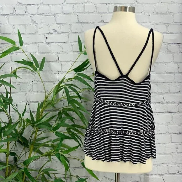 🎉We The Free Dark Navy & White Stripe Knit Top - Picture 3 of 5